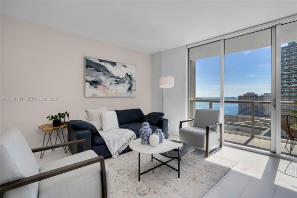 485 Brickell #1709 Miami, FL 33131
