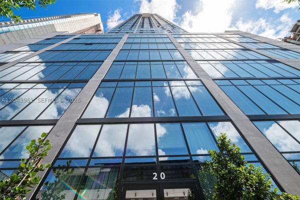 20 NE 11th St #4003B Miami, FL 33132