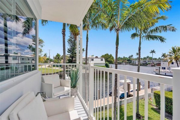 535 Hendricks #209 Fort Lauderdale, FL 33301