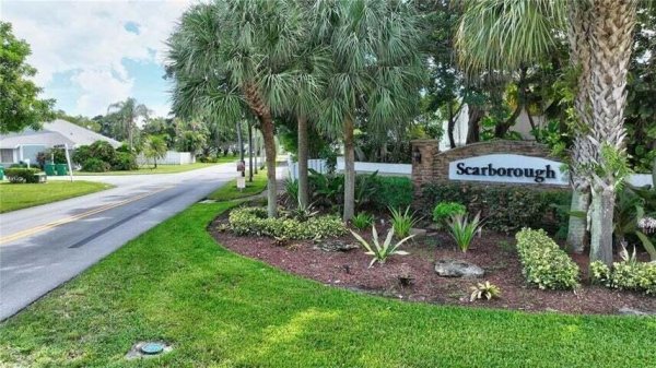 1101 SW 111th Davie, FL 33324