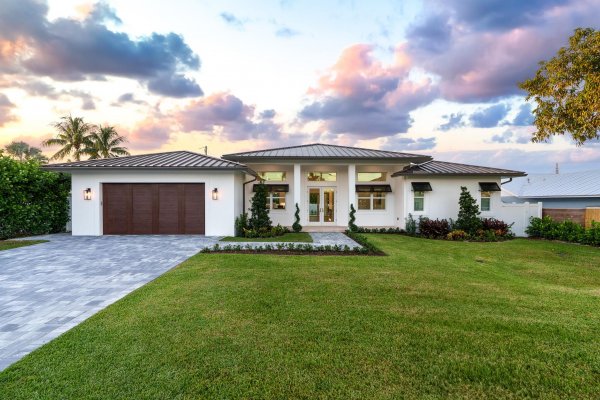 803 Sunset Rd Boynton Beach, FL 33435