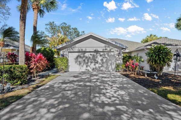 205 Brier Jupiter, FL 33458