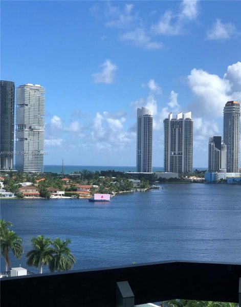 3530 Mystic Pointe Dr #1212 Aventura, FL 33180