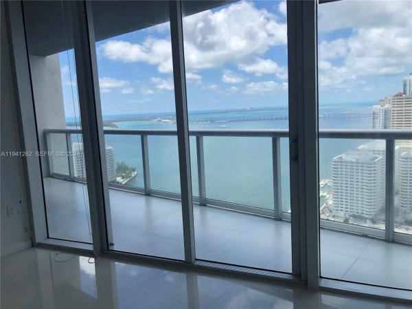 495 Brickell Ave #3507 Miami, FL 33131