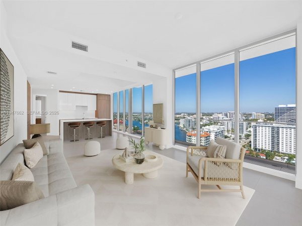 153 N Seabreeze Blvd #1905 Fort Lauderdale, FL 33304