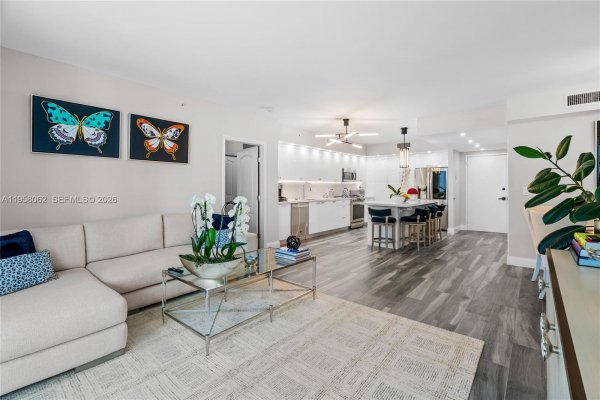 17555 Atlantic Blvd #UPH3 Sunny Isles Beach, FL 33160