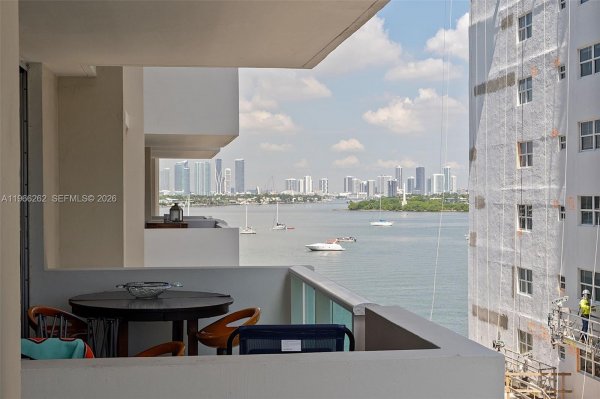 1200 West Ave #521 Miami Beach, FL 33139