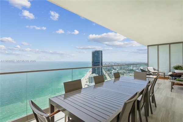 18975 Collins Ave #4502 Sunny Isles Beach, FL 33160