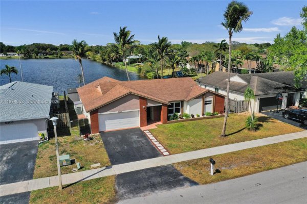 5355 SW 116th Ave Cooper City, FL 33330