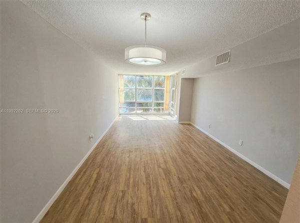 210 172nd St #234 Sunny Isles Beach, FL 33160