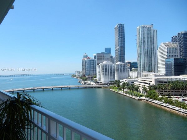801 Brickell Key Blvd #1102 Miami, FL 33131