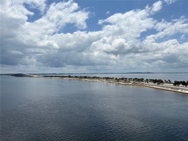 175 SE 25th #602 Miami, FL 33129