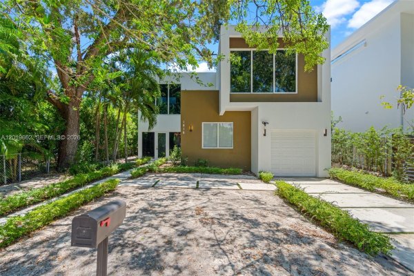 1816 SW 23rd St Miami, FL 33145