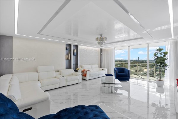 2030 S Ocean Dr #2127 Hallandale Beach, FL 33009