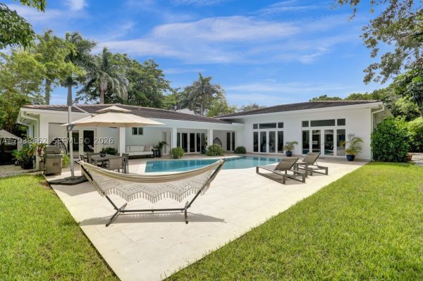 1601 Lugo Ave Coral Gables, FL 33156