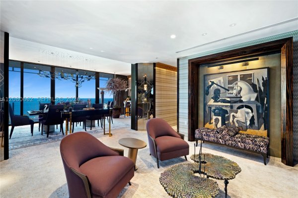 120 Ocean Dr #1400 Miami Beach, FL 33139
