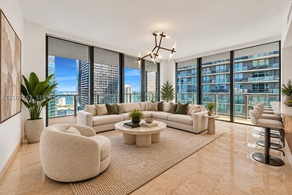 88 SW 7th St #3401 Miami, FL 33130