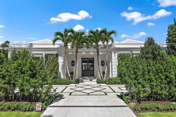 311 Polmer Park Rd Palm Beach, FL 33480