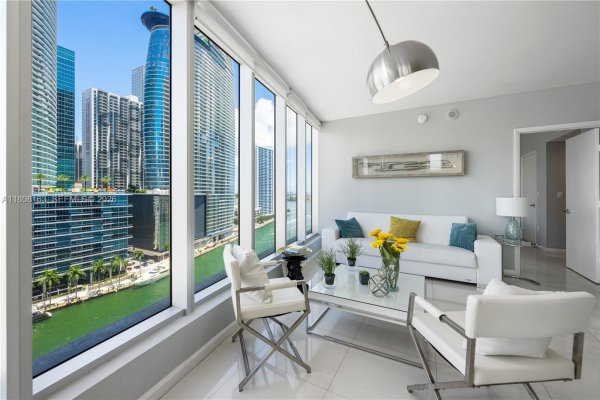 485 Brickell Ave #1604 Miami, FL 33131