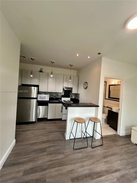 1244 Pennsylvania Ave #305 Miami Beach, FL 33139