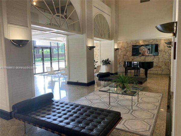 780 NE 69th St #1507 Miami, FL 33138