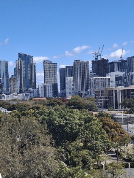 816 NW 11th St #806 Miami, FL 33136