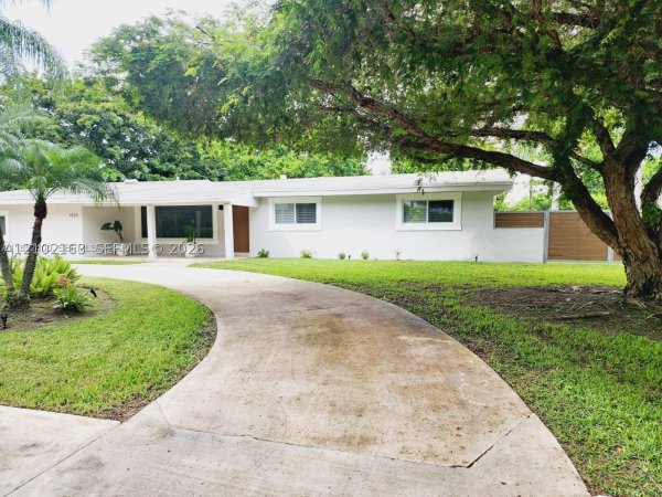 7425 SW 128th St Pinecrest, FL 33156
