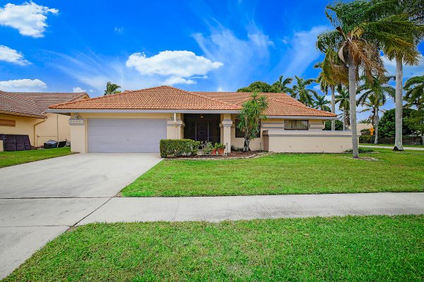 9960 Majestic Boynton Beach, FL 33437