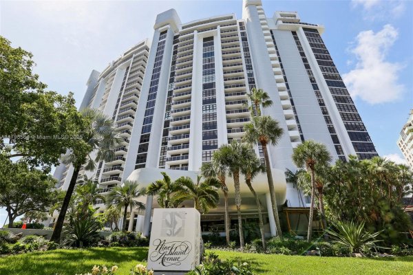 9 Island Ave #1209 Miami Beach, FL 33139