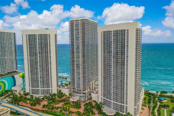 1800 S Ocean Dr #2603 Hallandale Beach, FL 33009