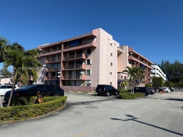 Undisclosed Address Miami, FL 33155