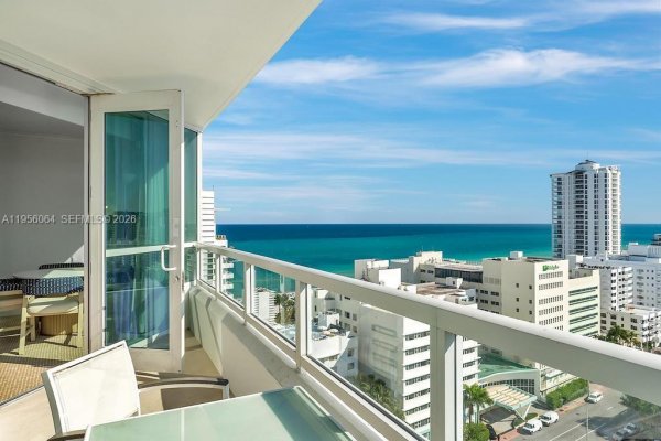 4401 Collins Ave #1712 Miami Beach, FL 33140