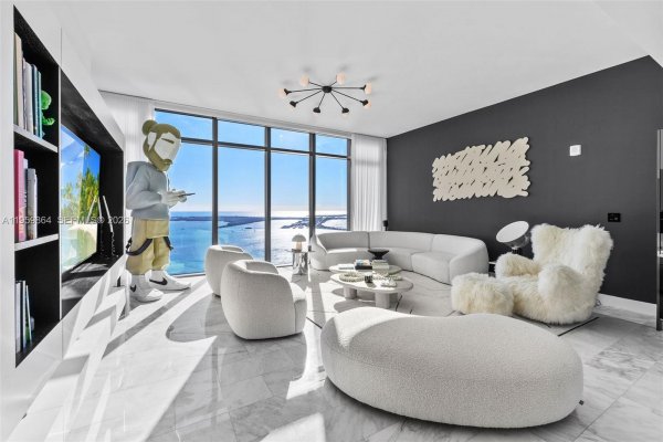 1451 Brickell Ave #4401 Miami, FL 33131