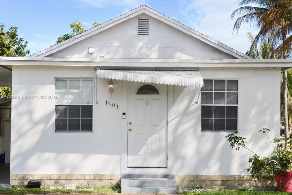 1501 N 58th Ave #B Hollywood, FL 33021