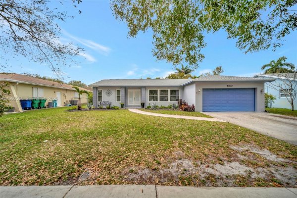 5137 SW 87th Ter Cooper City, FL 33328