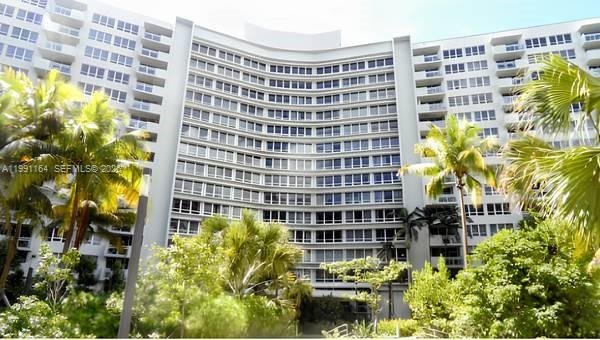 1500 Bay Rd #854S Miami Beach, FL 33139