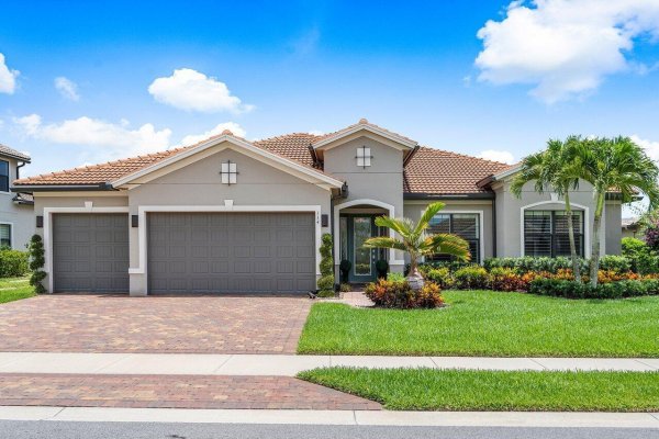 114 Blanca Isles Jupiter, FL 33478