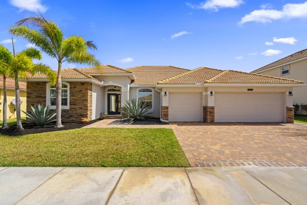 12150 SW Aventino Port St Lucie, FL 34987