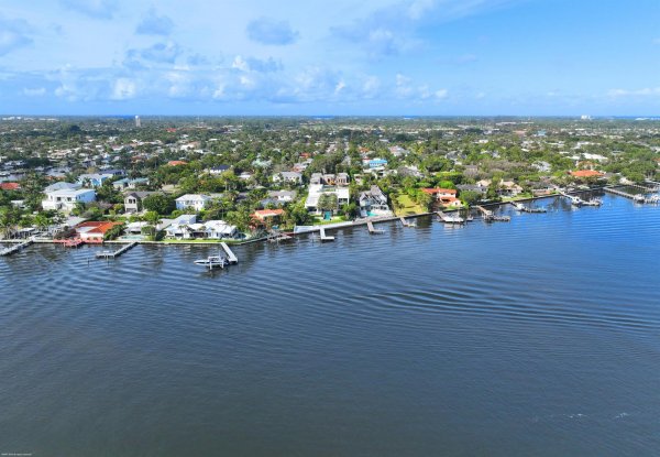 7810 S Flagler Dr West Palm Beach, FL 33405 7810 S Flagler Dr West Palm Beach, FL 33405