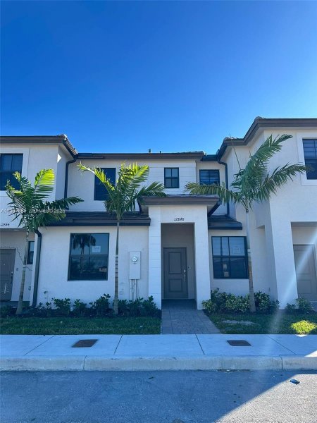 12848 SW 232nd Ter Miami, FL 33032