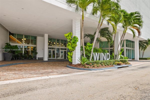 350 S Miami Ave #1805 Miami, FL 33130