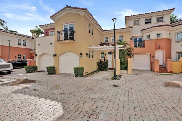 18450 NE 30th Pl Aventura, FL 33160