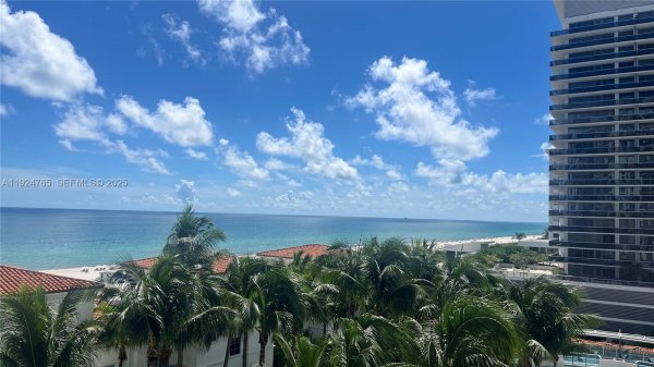 5959 Collins Ave #804 Miami Beach, FL 33140