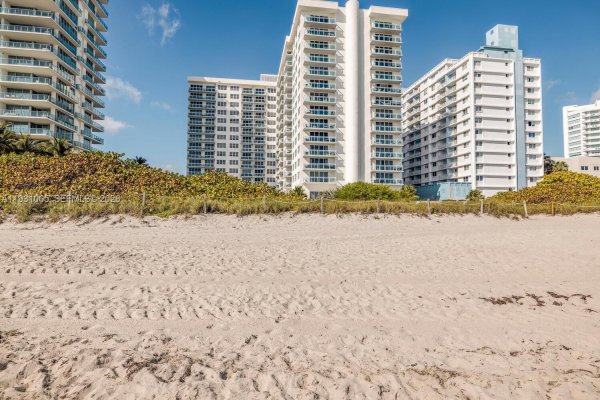 6917 Collins Ave #1008 Miami Beach, FL 33141