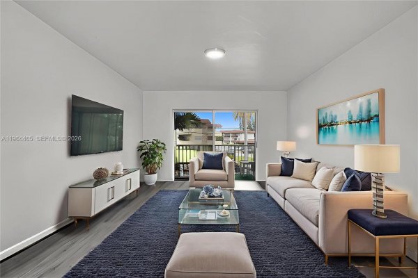 7610 SW 82nd St #J207 Miami, FL 33143