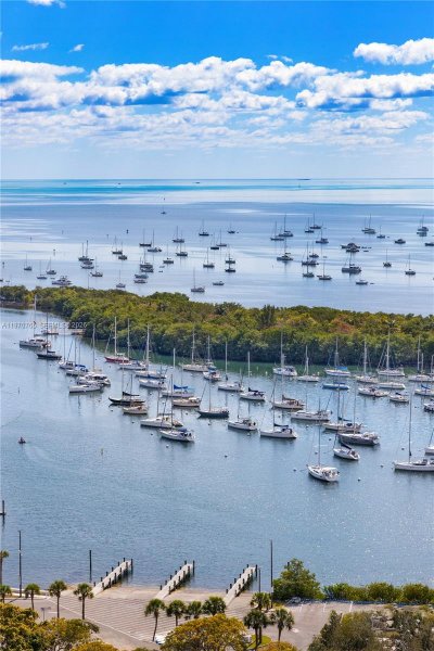 2831 S Bayshore Dr #2201 Miami, FL 33133