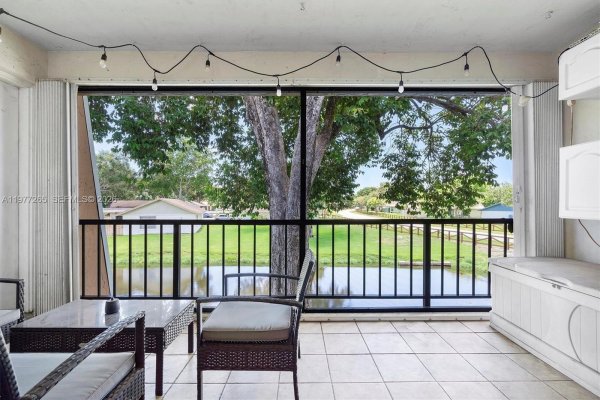 3660 Citrus Trce #4 Davie, FL 33328