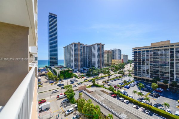 1985 S Ocean Dr #4G Hallandale Beach, FL 33009