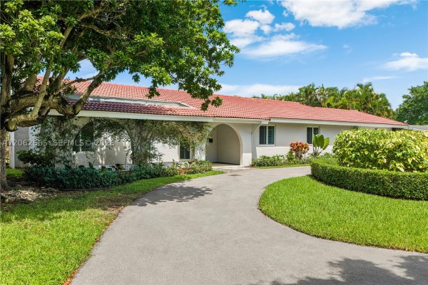 14270 SW 74th Ct Palmetto Bay, FL 33158