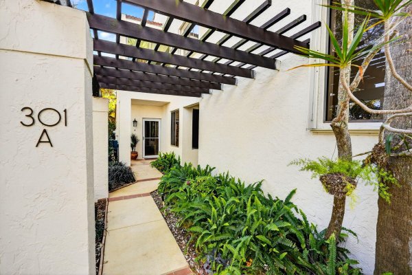 301 Sea Oats #A Juno Beach, FL 33408